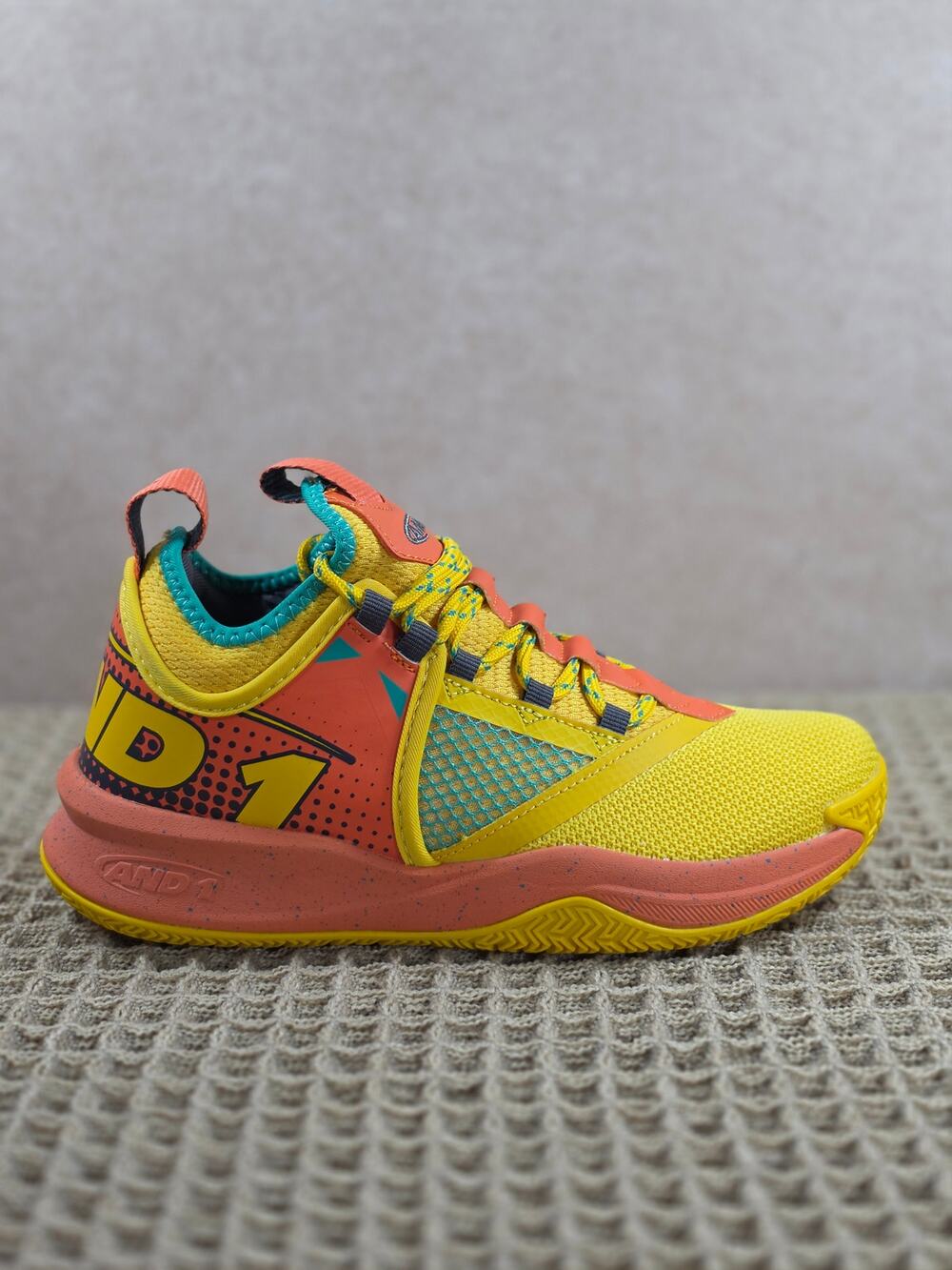 AND1 Charge Kids 5 – Brand New – Multi‑Color Basketball Shoe